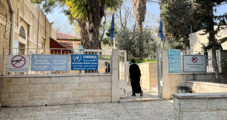 bm-onune-gecmeye-calisiyor-israil-filistine-can-veren-kurulusu-kapattiriyor-dDBM1Dg9.jpg