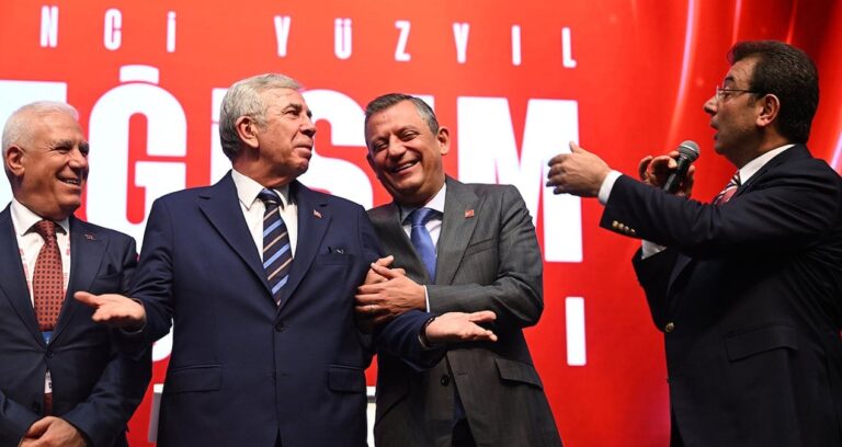 gozler-yarina-cevrildi-ozel-kritik-cumhurbaskani-aciklamasini-yapacak-VIql8fFV.jpg
