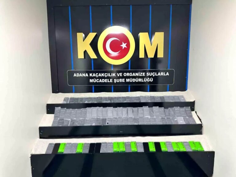 adanada-5-milyon-tllik-kacak-telefon-ele-gecirildi-nKPOB2LW.jpg