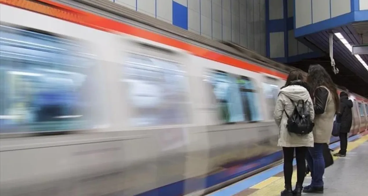 metrodaki-ariza-istanbullulara-zor-anlar-yasatti-hfB2jpCw.jpg
