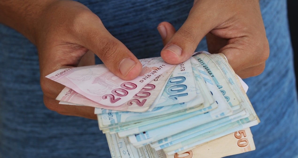 emekli-maasi-promosyonlarinda-zirve-degisti-iki-bankada-tutar-27-bin-tlye-dayandi-gU1Y1FNO.jpg
