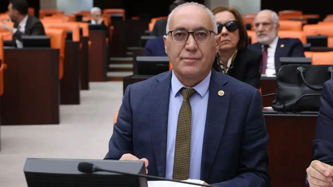 akpye-gececegi-iddia-edilen-istanbul-milletvekili-dogan-demir-vallahi-haberim-yok-jYzZWdC2.jpg