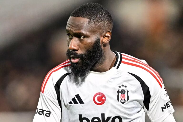 besiktastan-begenilmeyip-gonderilen-masuaku-premier-lige-transfer-oldu-lsUH9ZQO.jpg