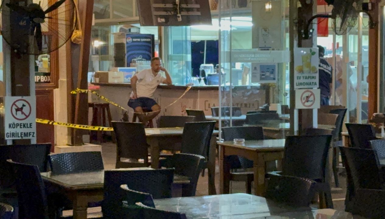 Bodrum’da hesap ödemeyen şüpheliler kafeye ateş açtı