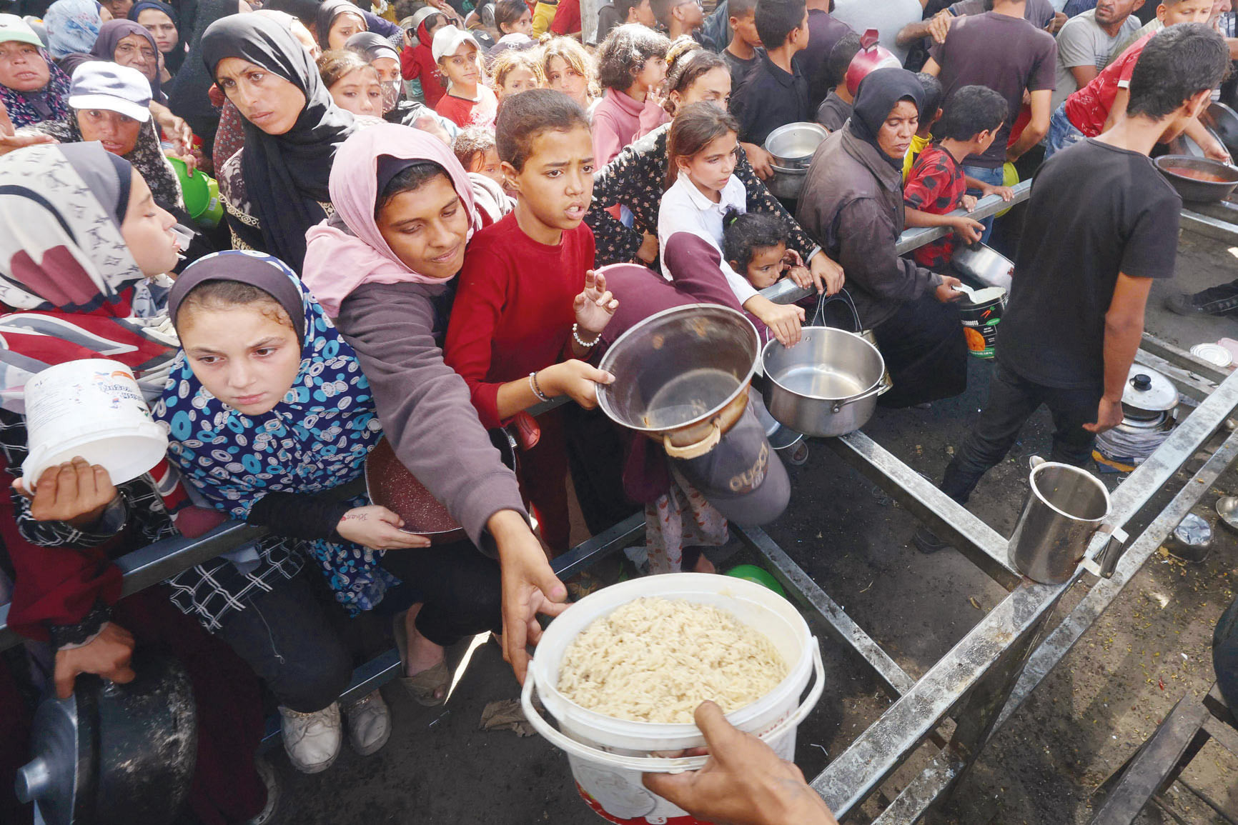 Ateşkes var yardımlar az
