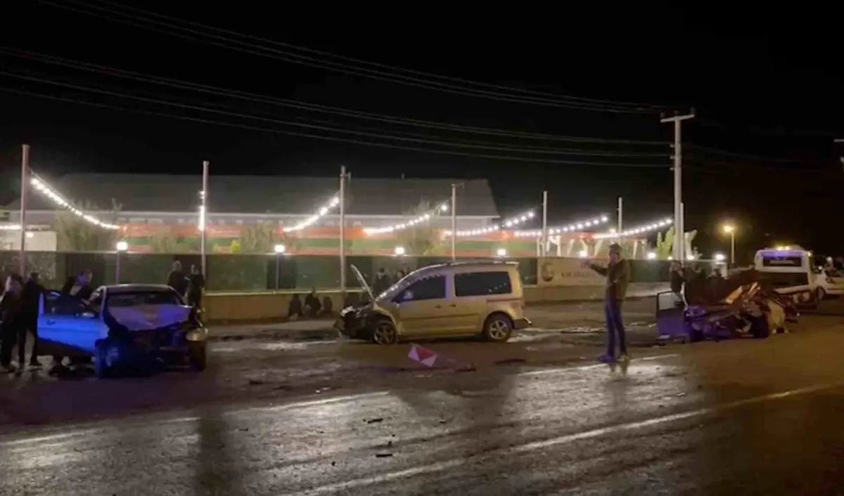 Çankırı’da Zincirleme Trafik Kazasında 9 Kişi Yaralandı