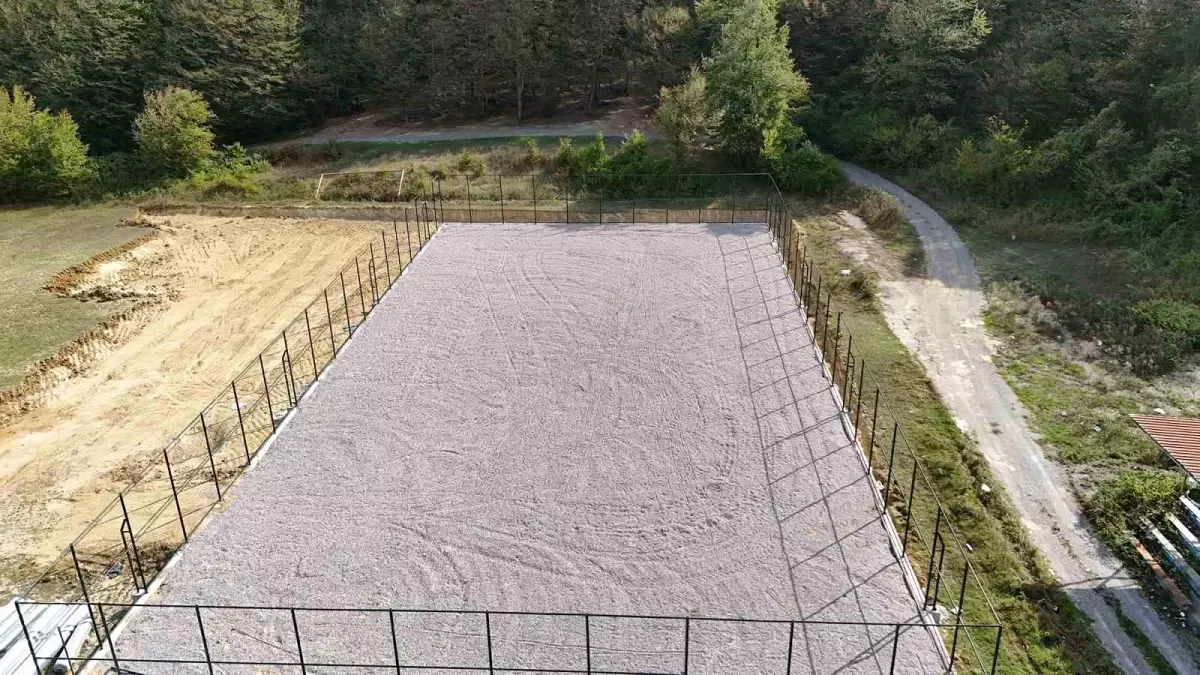 Ferizli Sinanoğlu Mahallesi’nde Yeni Spor Sahaları Açılıyor