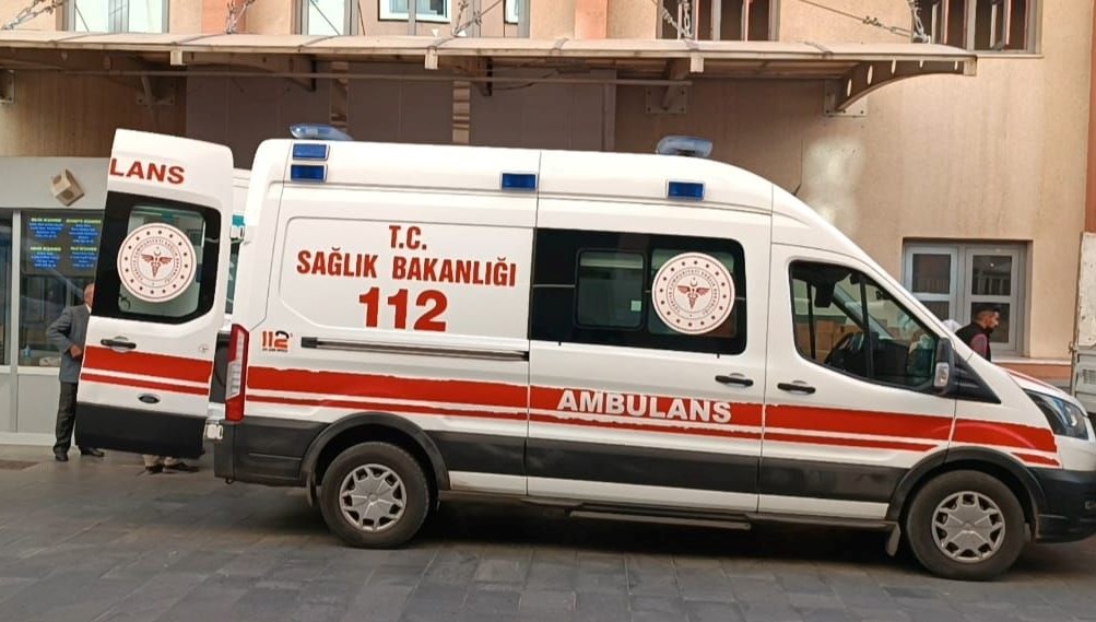 Trabzon yolunda mola verdiler: 35 yolcu hastanelik oldu