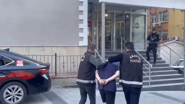 160 yıl 2 ay kesinleşmiş hapis cezası bulunan firari yakalandı