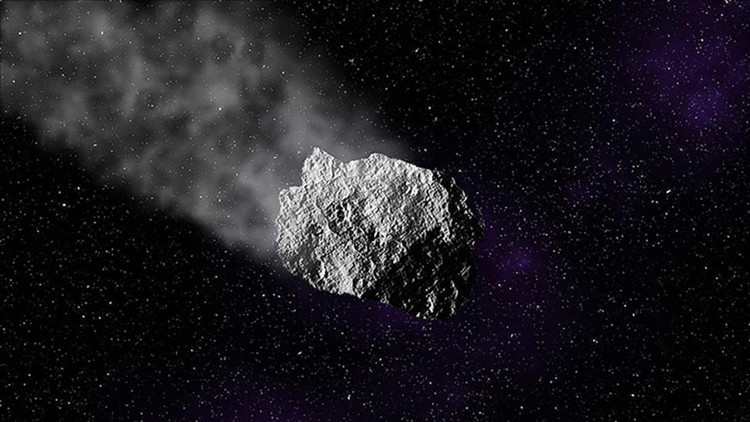 Ay’a art arda iki göktaşı çarptı