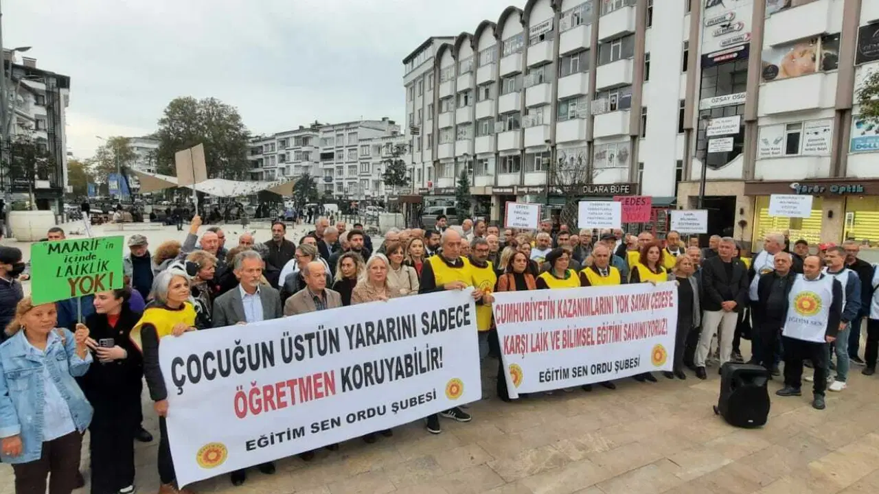 Eğitim Sen Ordu’da ÇEDES projesi kapsamında 336 din görevlisinin ‘manevi danışman’ adıyla görevlendirilmesine tepki gösterdi