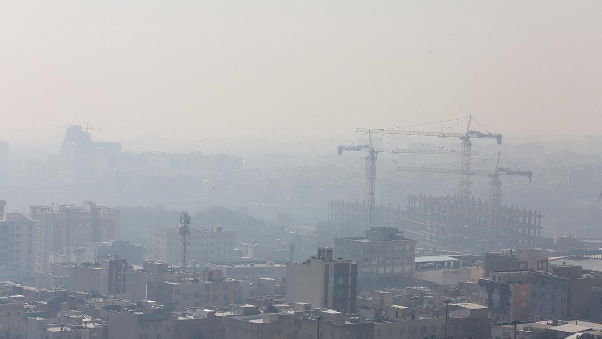 Tahran’da hava kirliliğinin yüzde 22’si motosiklet kaynaklı