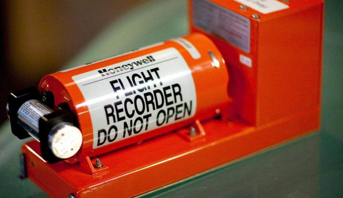 Uçakta kara kutu nedir, ne işe yarar?