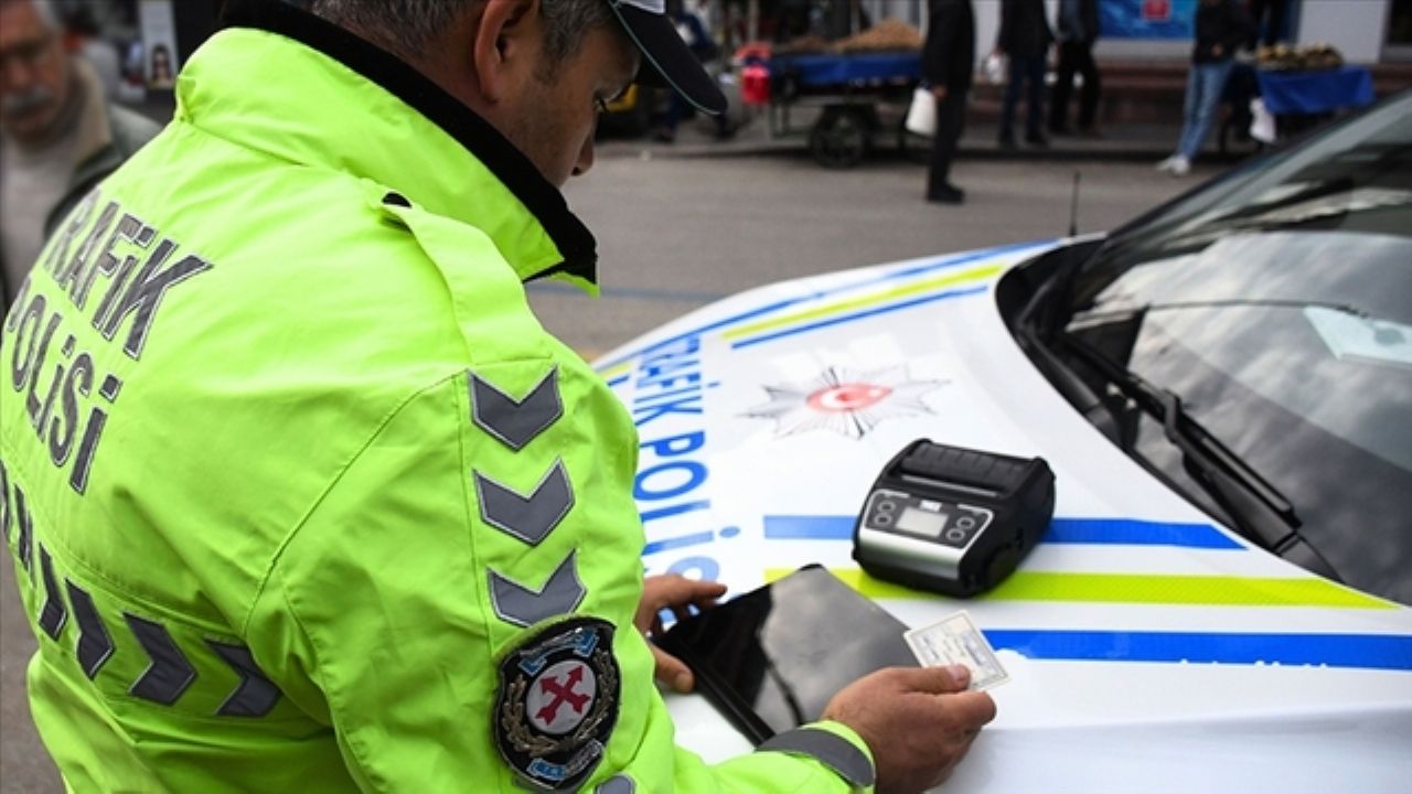 Yeni Trafik Kanunu 2026’da yürürlüğe giriyor! Hangi cezalar uygulanacak?