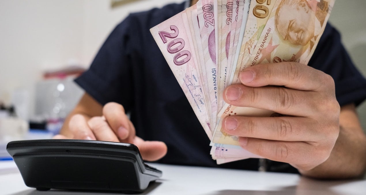 AKP’de asgari ücret paniği