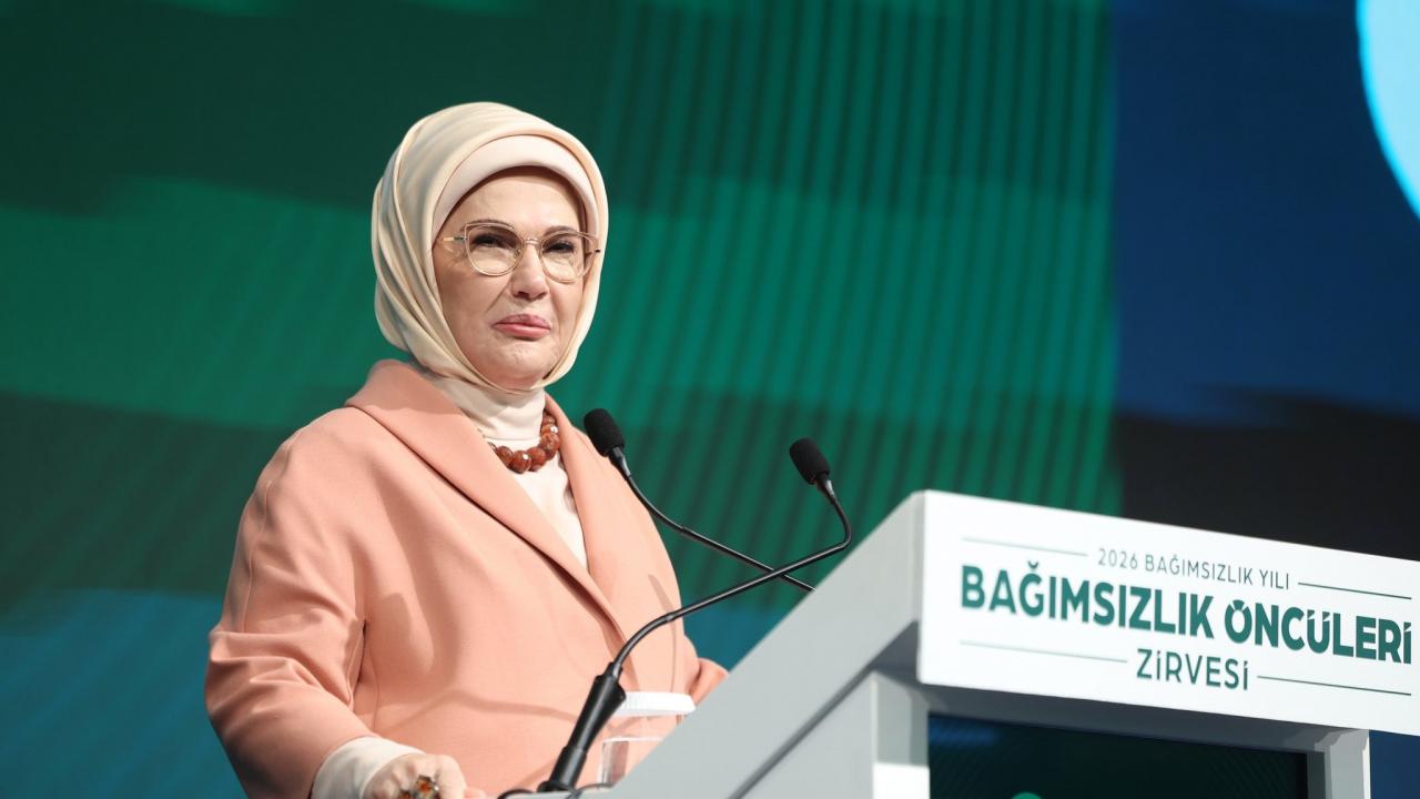 Emine Erdoğan’dan ‘Bağımsızlık Yılı’ mesajı