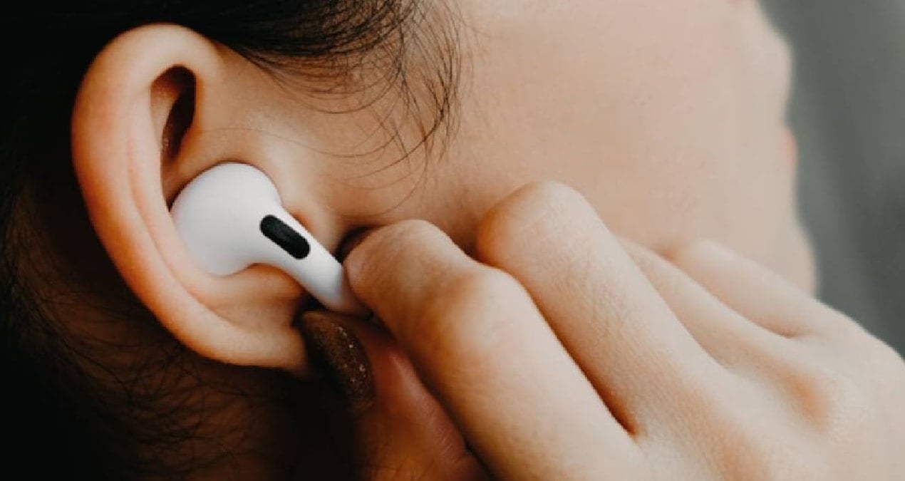 Kulaklık takarak uyuyanlar yandı