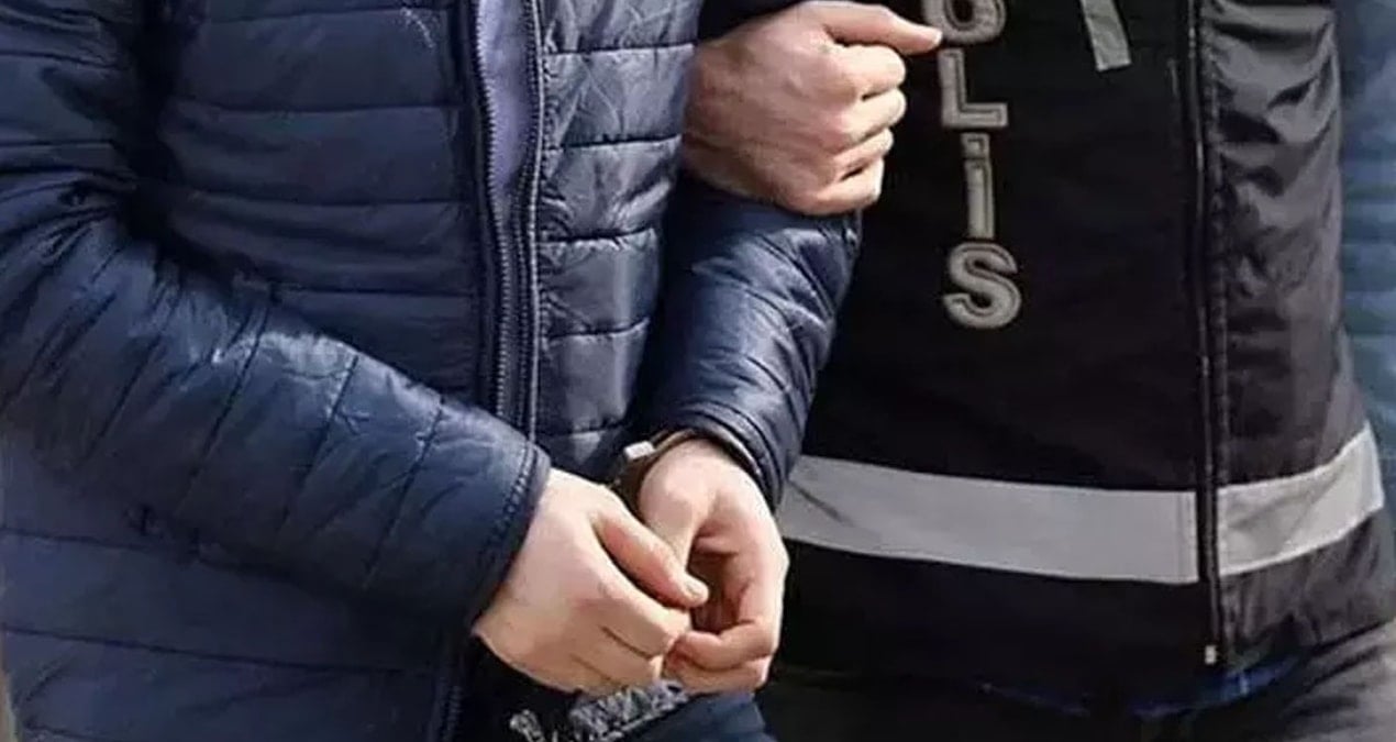 Müşterilerin altınlarıyla ortadan kaybolmuştu! İzmir’de yakayı ele verdi