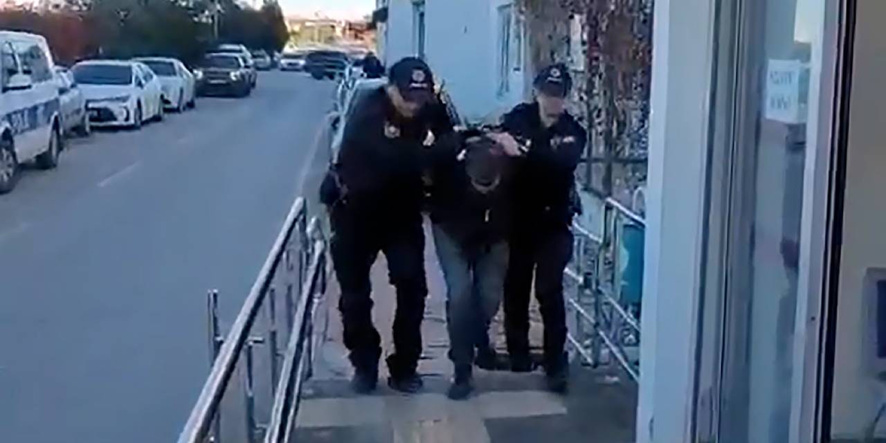 Sokakta kanlı karşılaşma! Husumetlisini vurup kaçtı