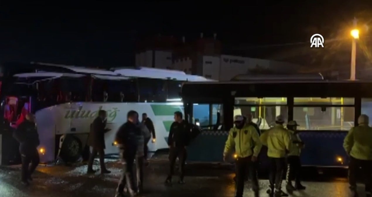 Tekirdağ’da yolcu otobüsüyle halk otobüsünün karıştığı kazada 9 yaralı