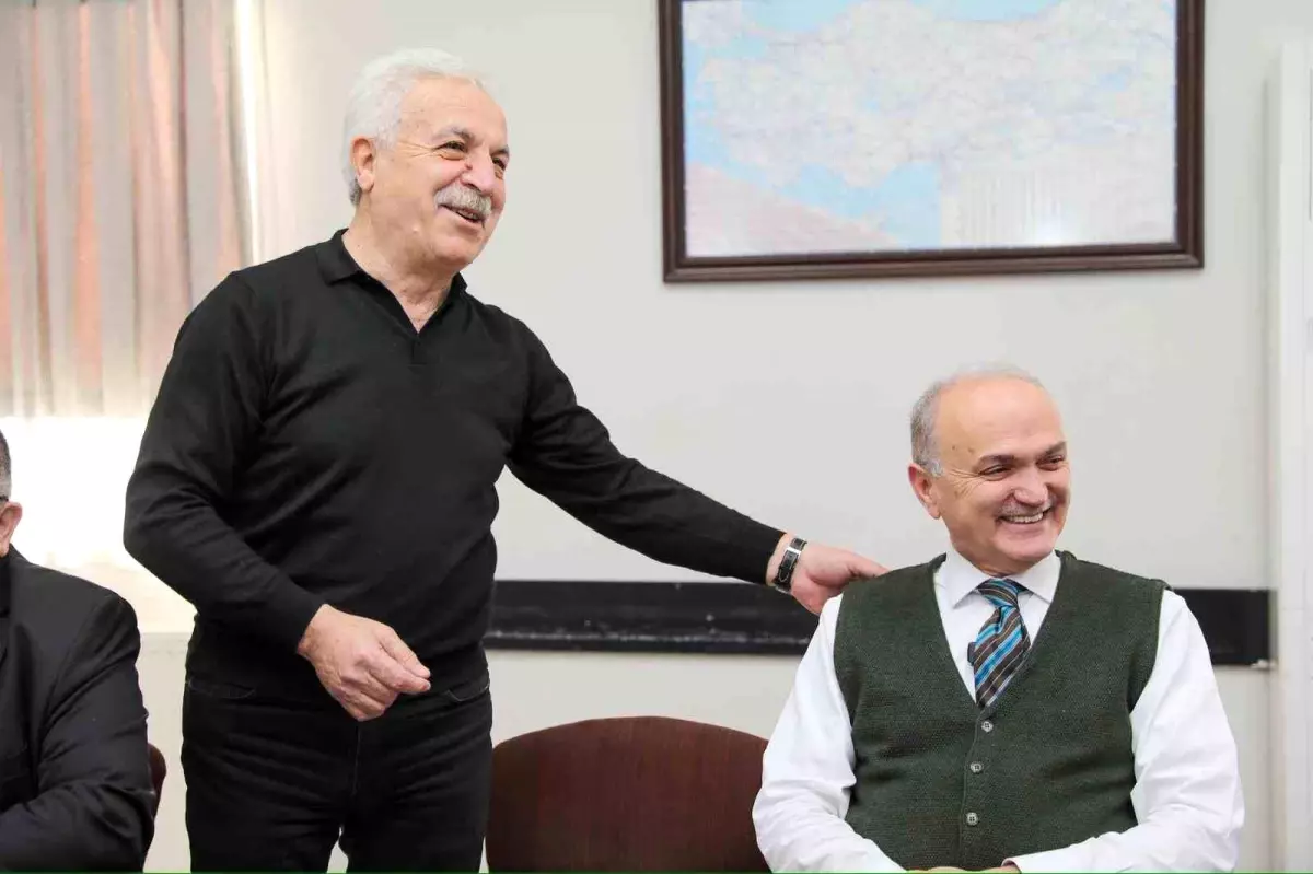 Başkan Özlü: “Düzce’de 2,2 milyar dolar ihracat hacmi var”