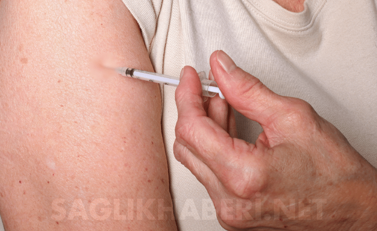 Bel Ağrısına “Kendi Spermini” Enjekte Etti: Tıp Literatürüne Giren Akılalmaz Vaka! • Sağlık Haberi